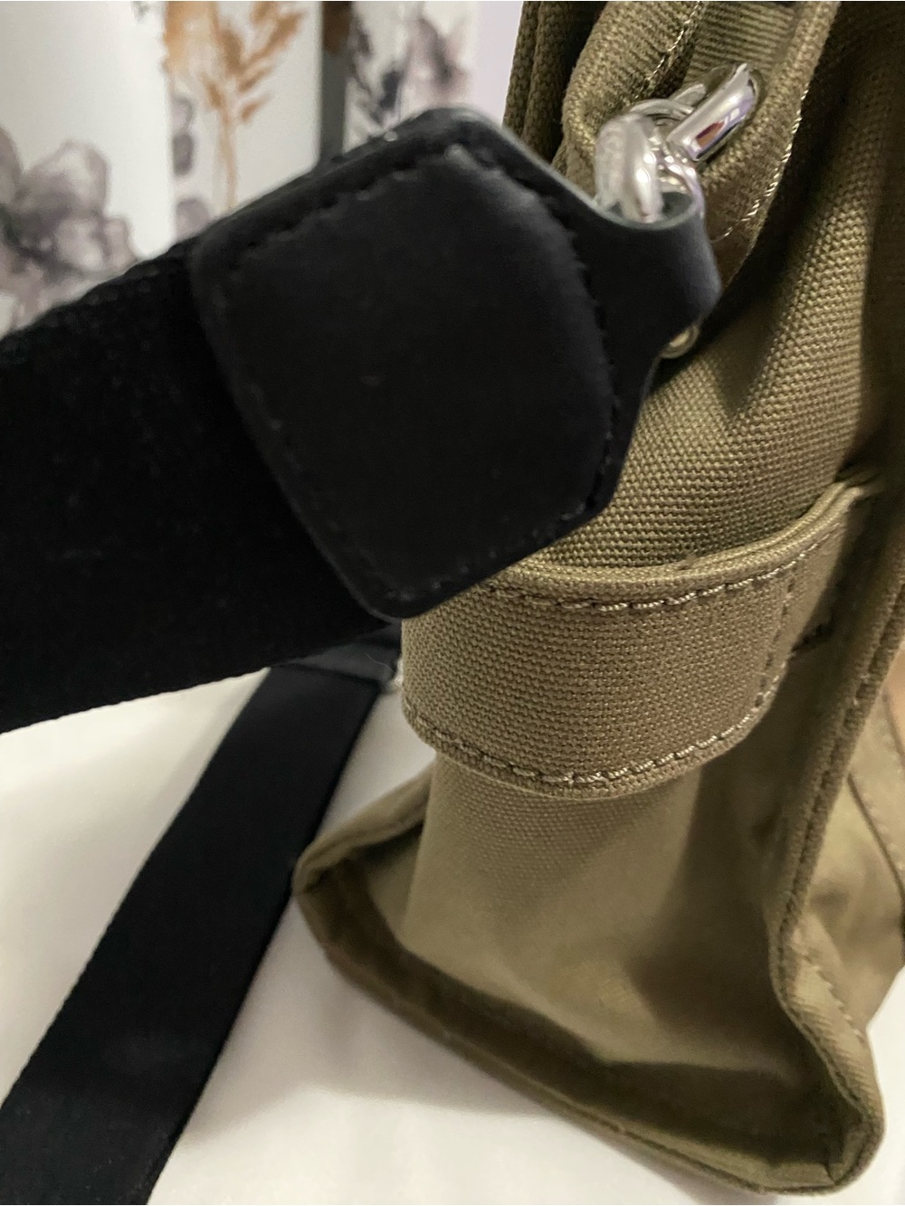Women’s Marc Jacobs Military Green Medium Tote Bag Purse - Picture 6 of 11